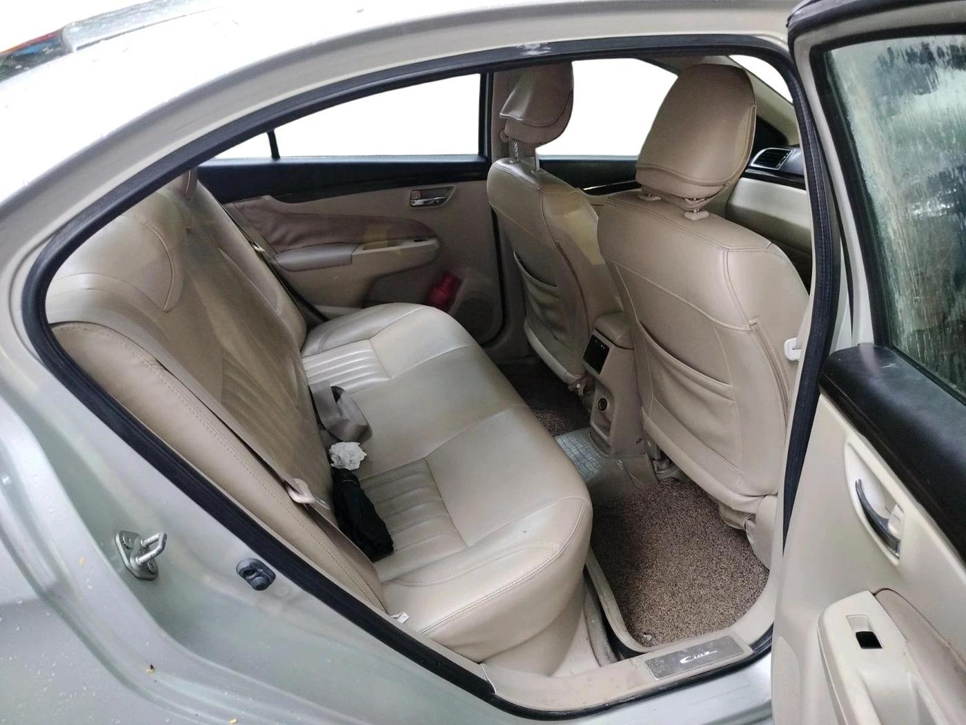 2018 Maruti Ciaz DELTA DIESEL 1.3, Diesel, Manual, 93,575 km, interior