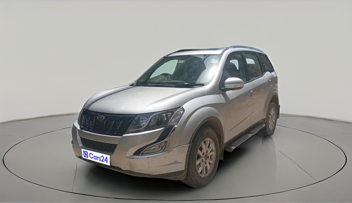 2017 Mahindra XUV500 W9 1.99, Diesel, Manual, 45,484 km, exterior