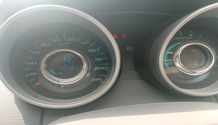 2017 Mahindra XUV500 W9 1.99, Diesel, Manual, 45,484 km, interior