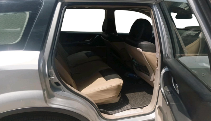 2017 Mahindra XUV500 W9 1.99, Diesel, Manual, 45,484 km, interior