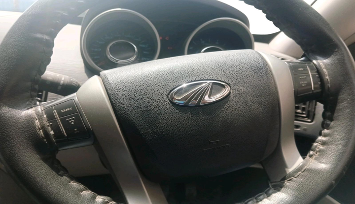 2017 Mahindra XUV500 W9 1.99, Diesel, Manual, 45,484 km, interior