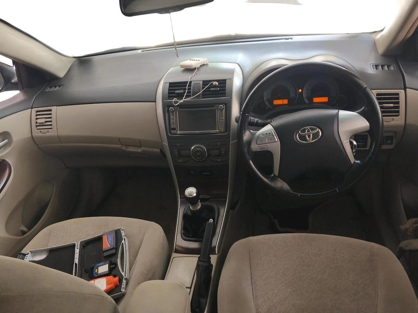 2013 Toyota Corolla Altis G PETROL, Petrol, Manual, 26,022 km, interior