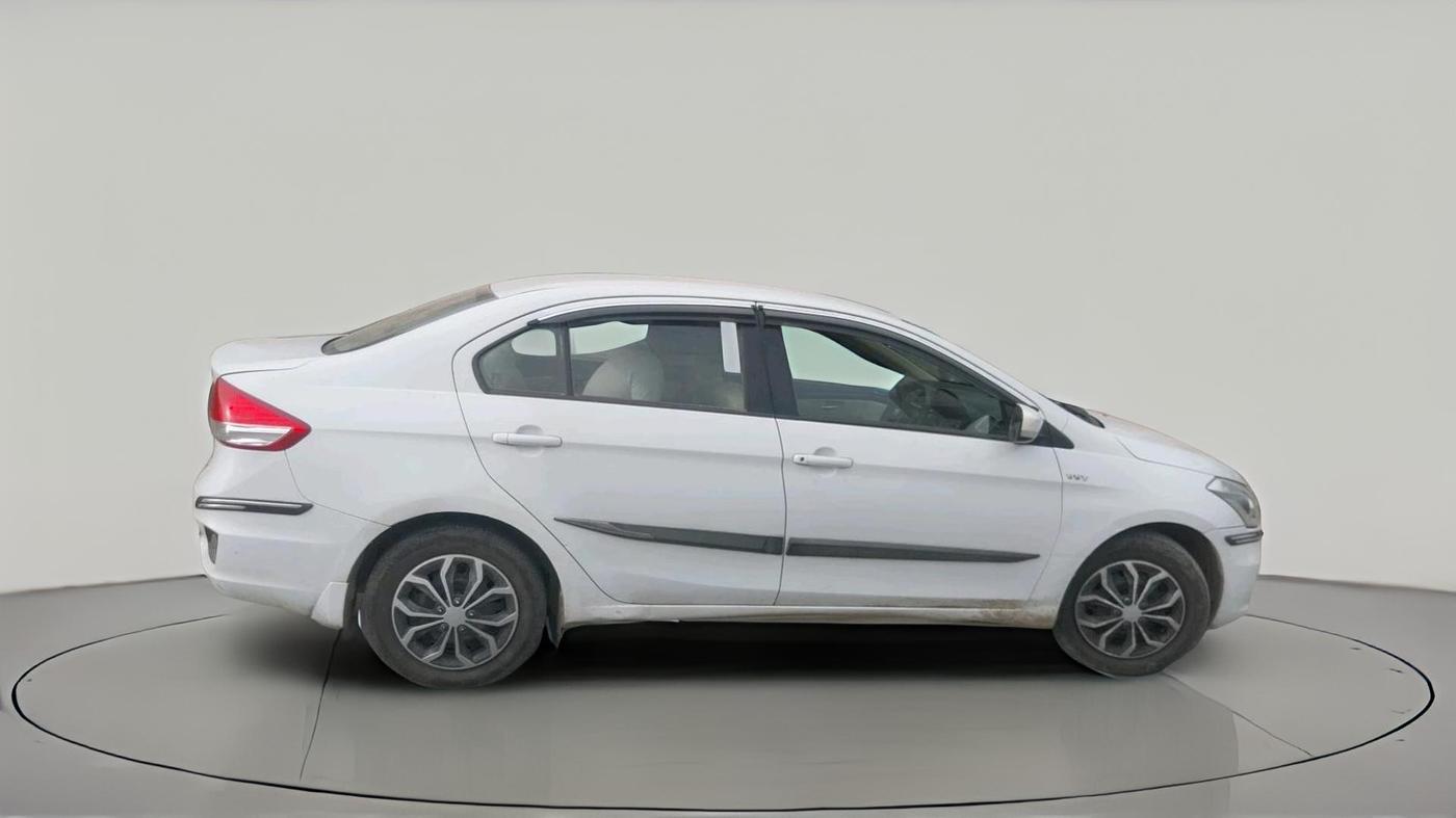 2017 Maruti Ciaz VXI+, CNG, Manual, 1,23,410 km, exterior