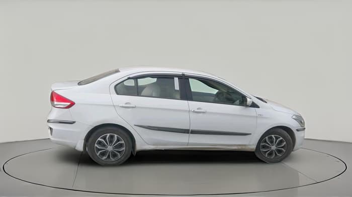 2017 Maruti Ciaz VXI+, CNG, Manual, 1,23,410 km, exterior