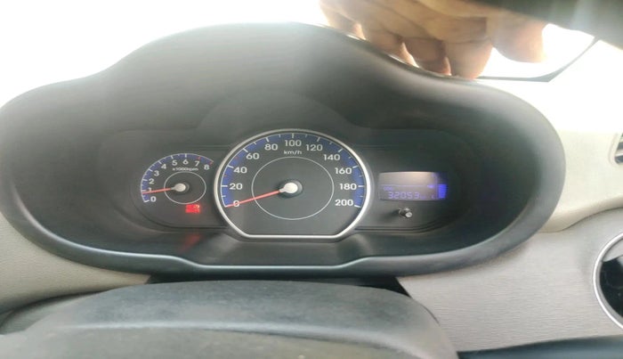 2011 Hyundai i10 MAGNA 1.2, Petrol, Manual, 32,053 km, interior