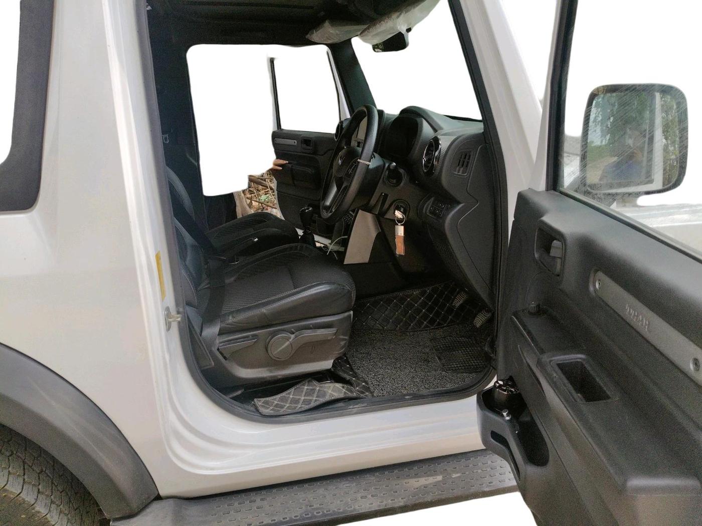 2024 Mahindra Thar LX D HT 2WD MT, Diesel, Manual, 32,653 km, interior