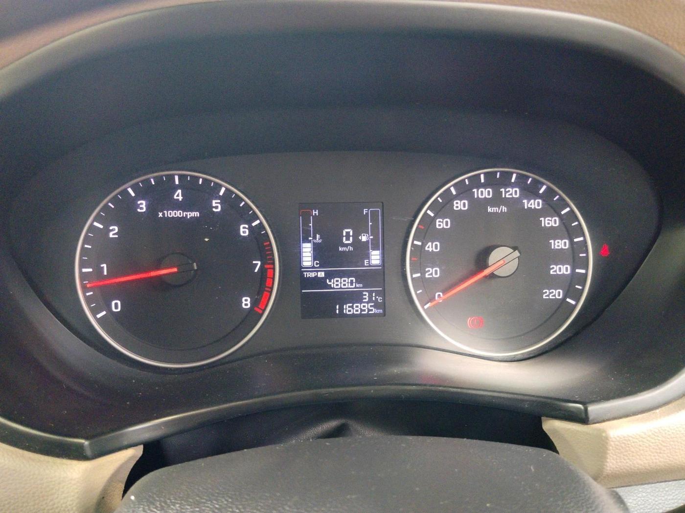 2019 Hyundai Elite i20 SPORTZ PLUS 1.2, Petrol, Manual, 1,16,895 km, interior