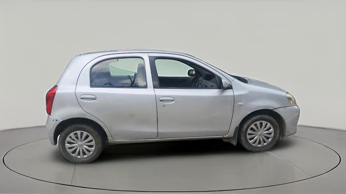 2011 Toyota Etios Liva G, Petrol, Manual, 68,638 km, exterior