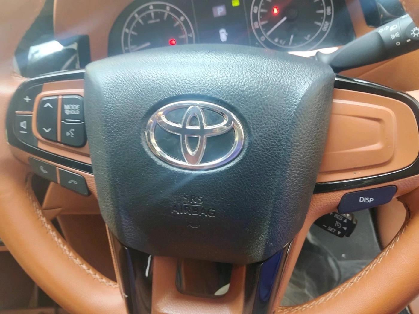 2022 Toyota Innova Crysta 2.7 GX AT 7 STR, Petrol, Automatic, 70,497 km, interior