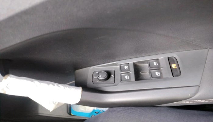 2024 Volkswagen TAIGUN GT Line 1.0L TSI MT, Petrol, Manual, 9,070 km, interior