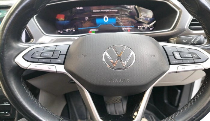 2022 Volkswagen TAIGUN TOPLINE 1.0 TSI AT, Petrol, Automatic, 43,884 km, interior