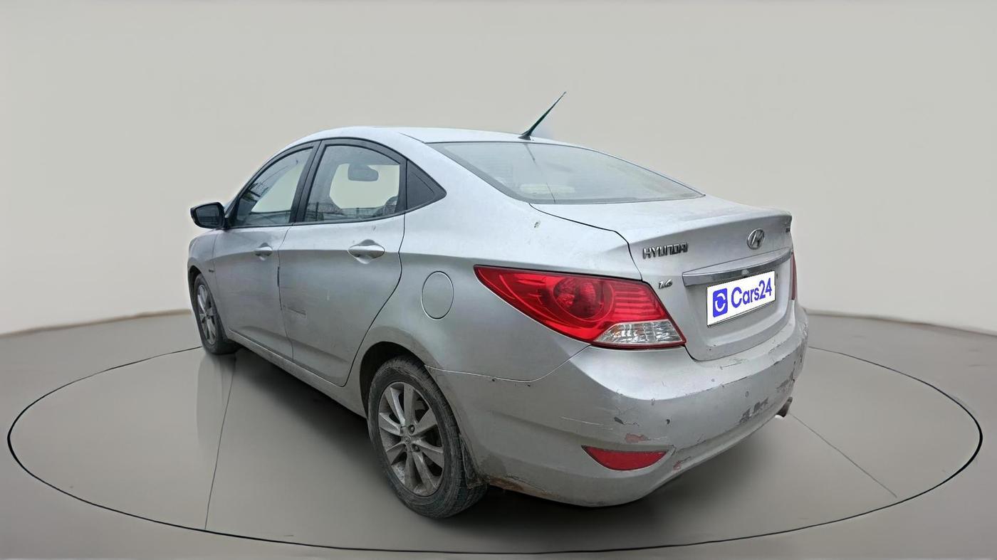 2012 Hyundai Verna FLUIDIC 1.6 VTVT SX, CNG, Manual, 68,253 km, exterior