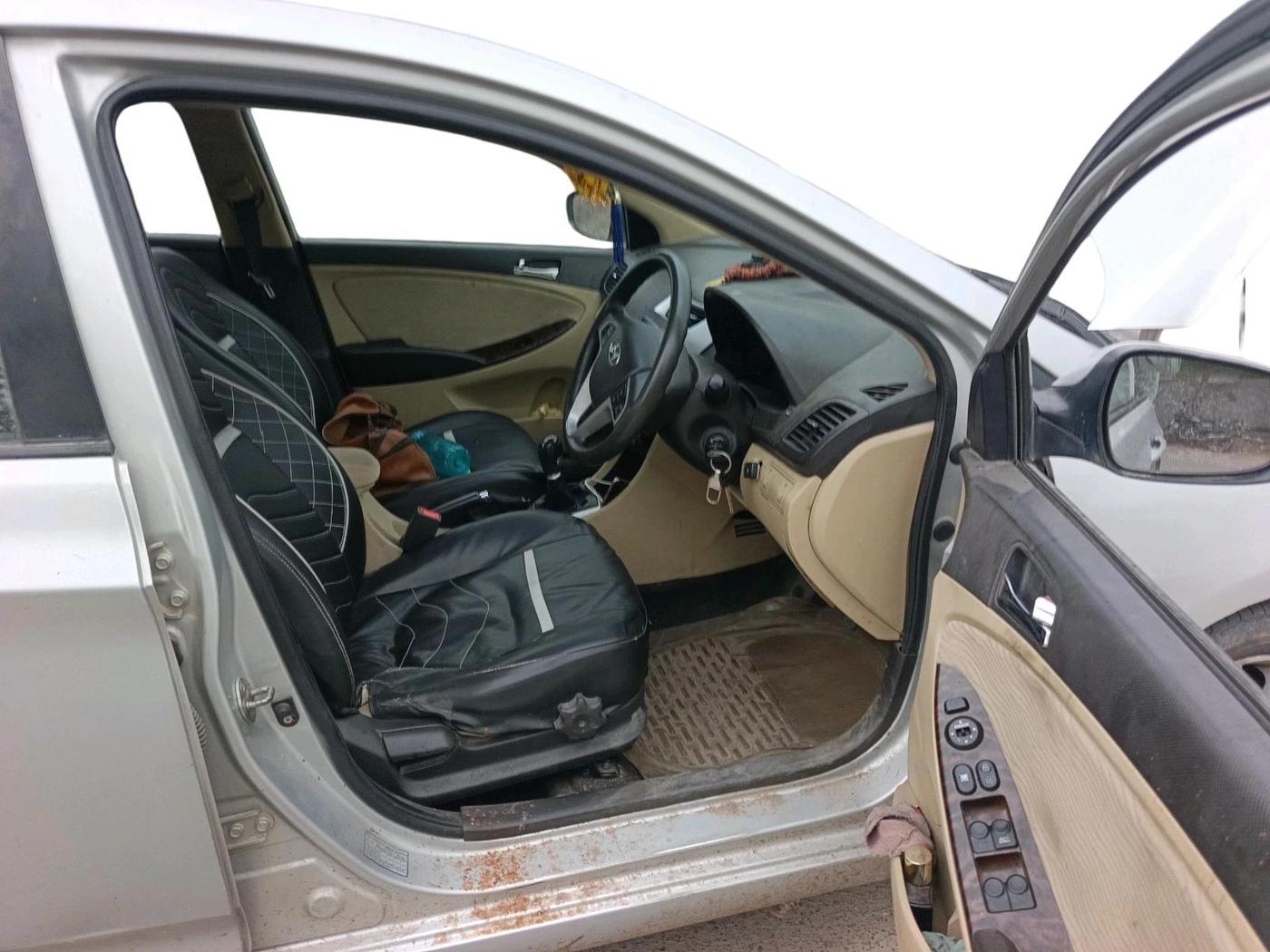 2012 Hyundai Verna FLUIDIC 1.6 VTVT SX, CNG, Manual, 68,253 km, interior