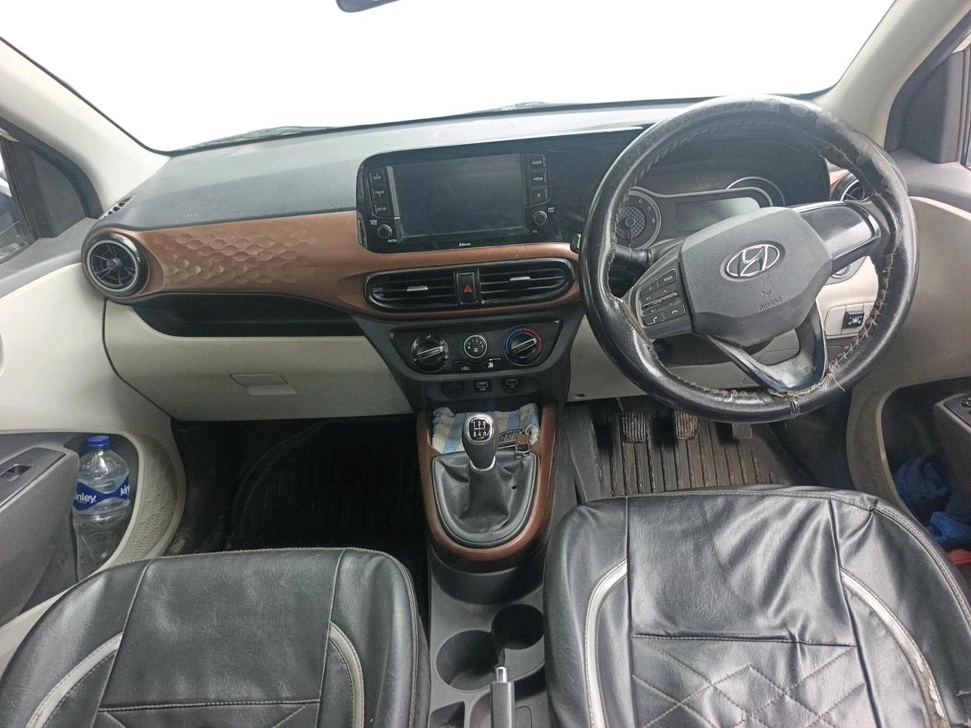 2020 Hyundai AURA SX 1.2, CNG, Manual, 37,001 km, interior