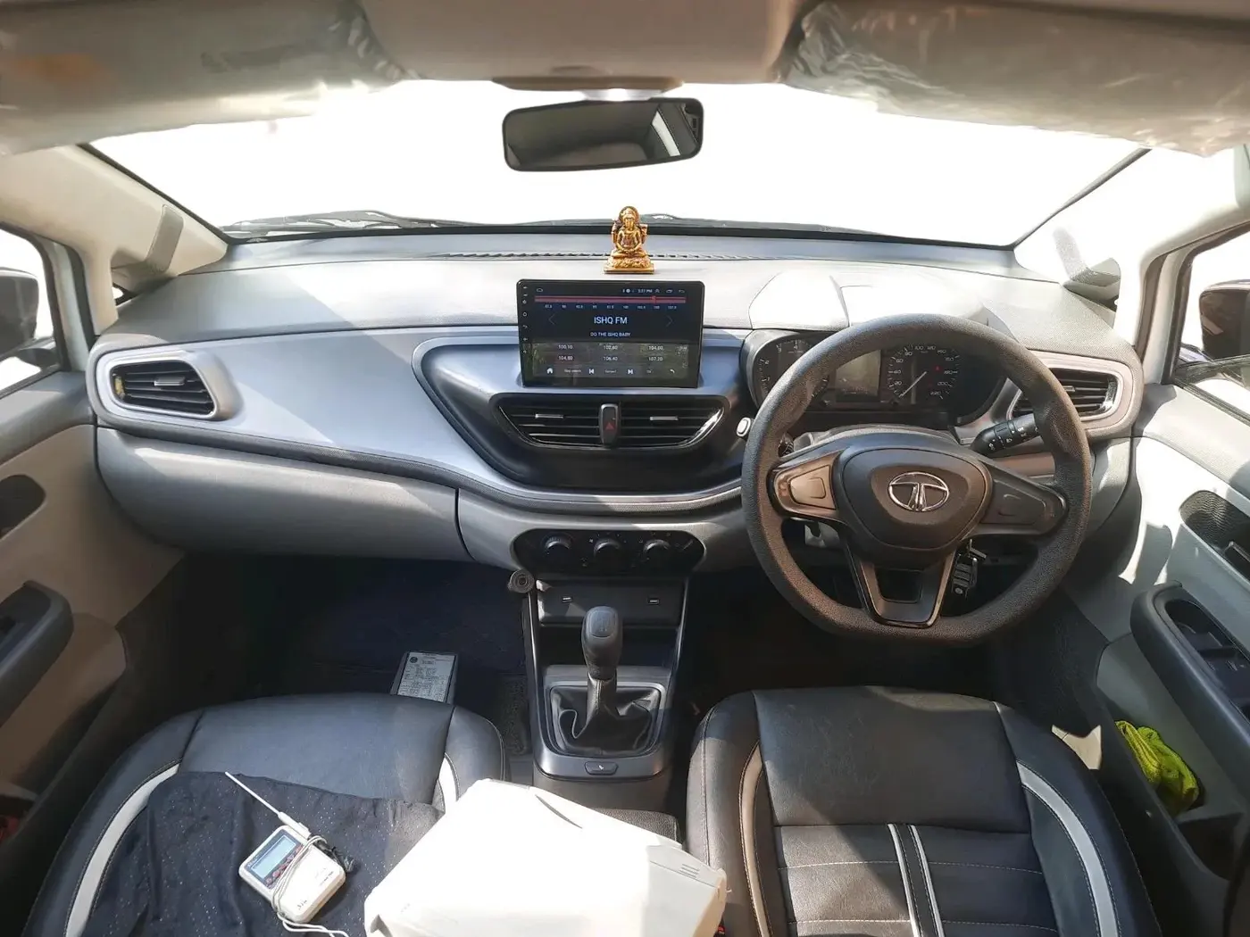 2020 Tata ALTROZ XE PETROL, Petrol, Manual, 48,475 km, interior