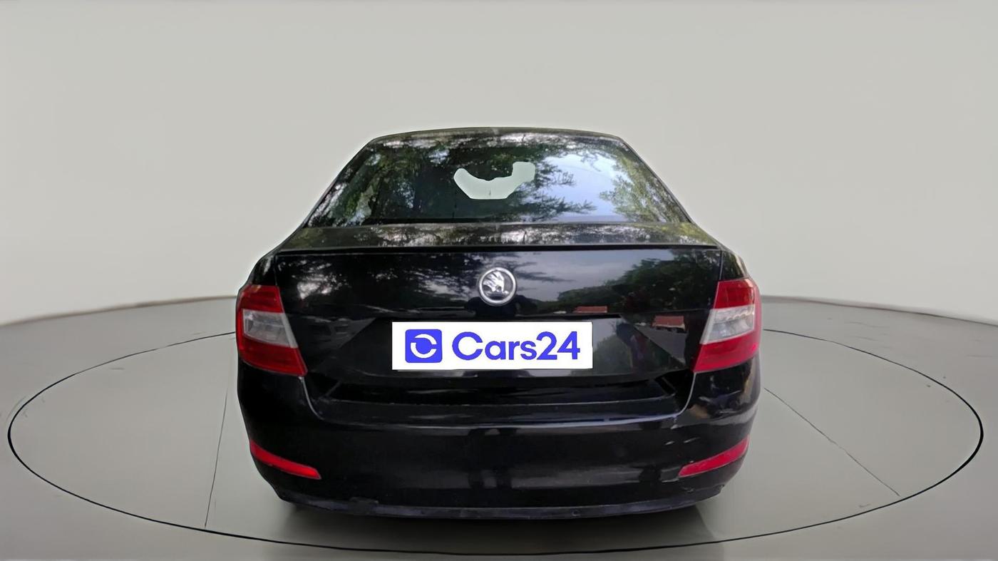 2014 Skoda Octavia ELEGANCE 1.8 TSI AT, Petrol, Automatic, 71,307 km, exterior