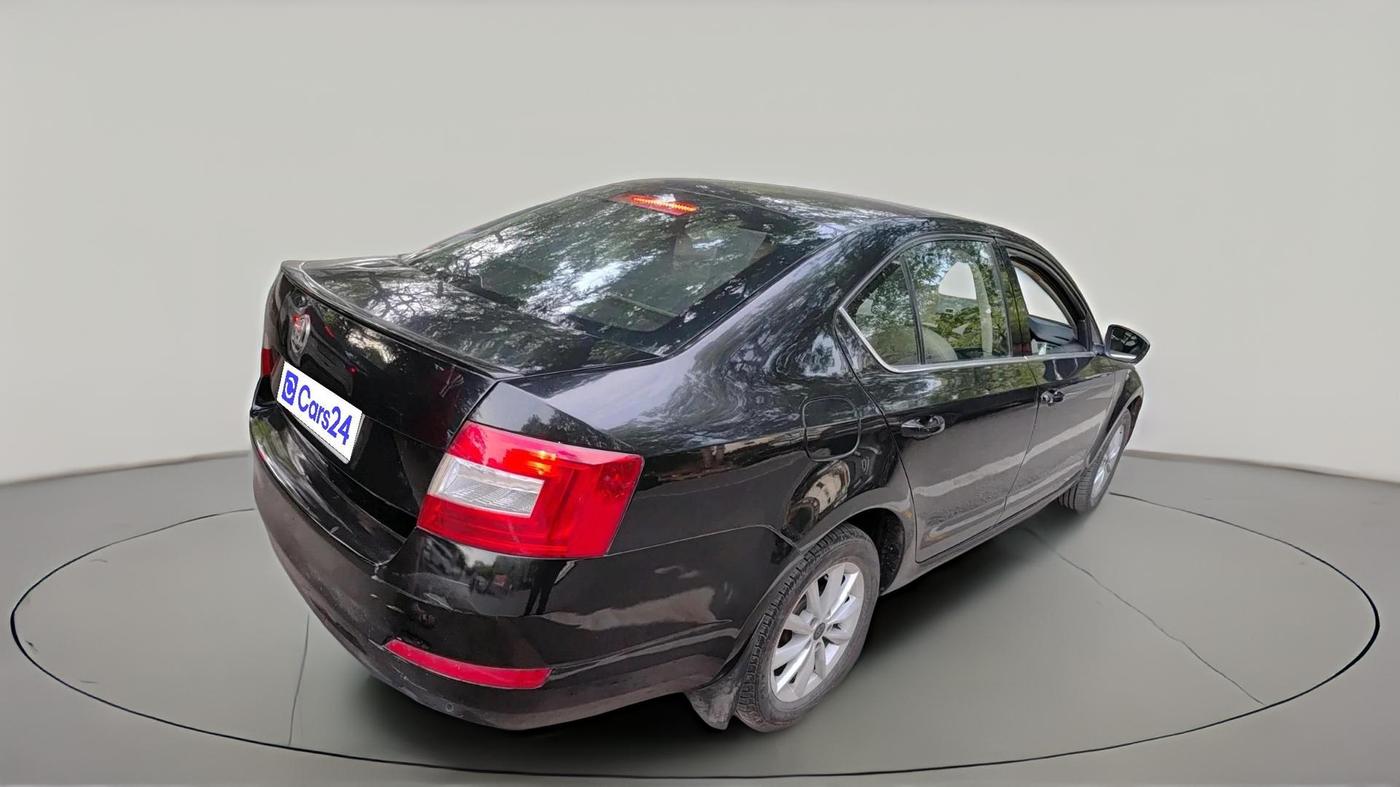 2014 Skoda Octavia ELEGANCE 1.8 TSI AT, Petrol, Automatic, 71,307 km, exterior