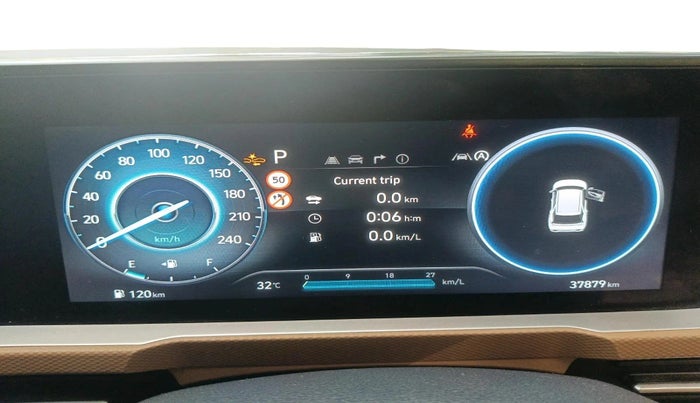 2024 Hyundai ALCAZAR Signature 6 STR 1.5 Turbo GDi Petrol DCT, Petrol, Automatic, 37,879 km, interior