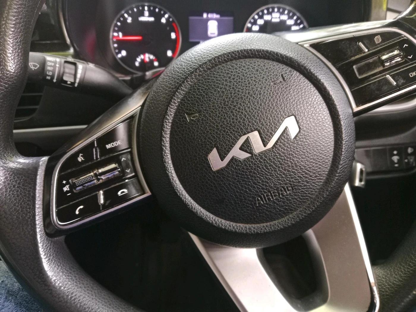2021 KIA SELTOS HTK 1.5 DIESEL, Diesel, Manual, 1,05,048 km, interior
