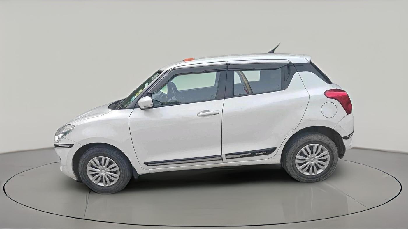2020 Maruti Swift VXI AMT, Petrol, Automatic, 42,940 km, exterior