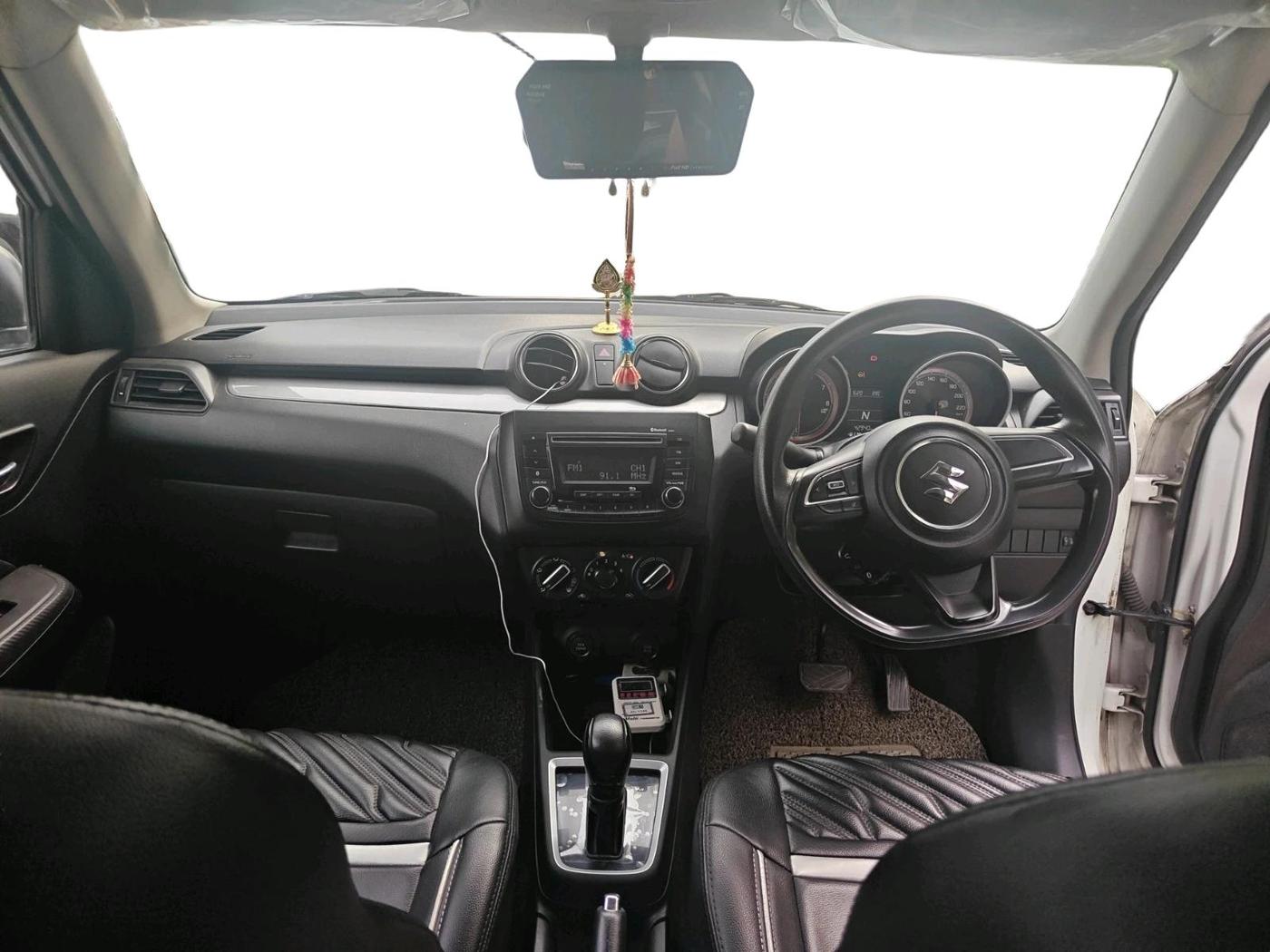 2020 Maruti Swift VXI AMT, Petrol, Automatic, 42,940 km, interior