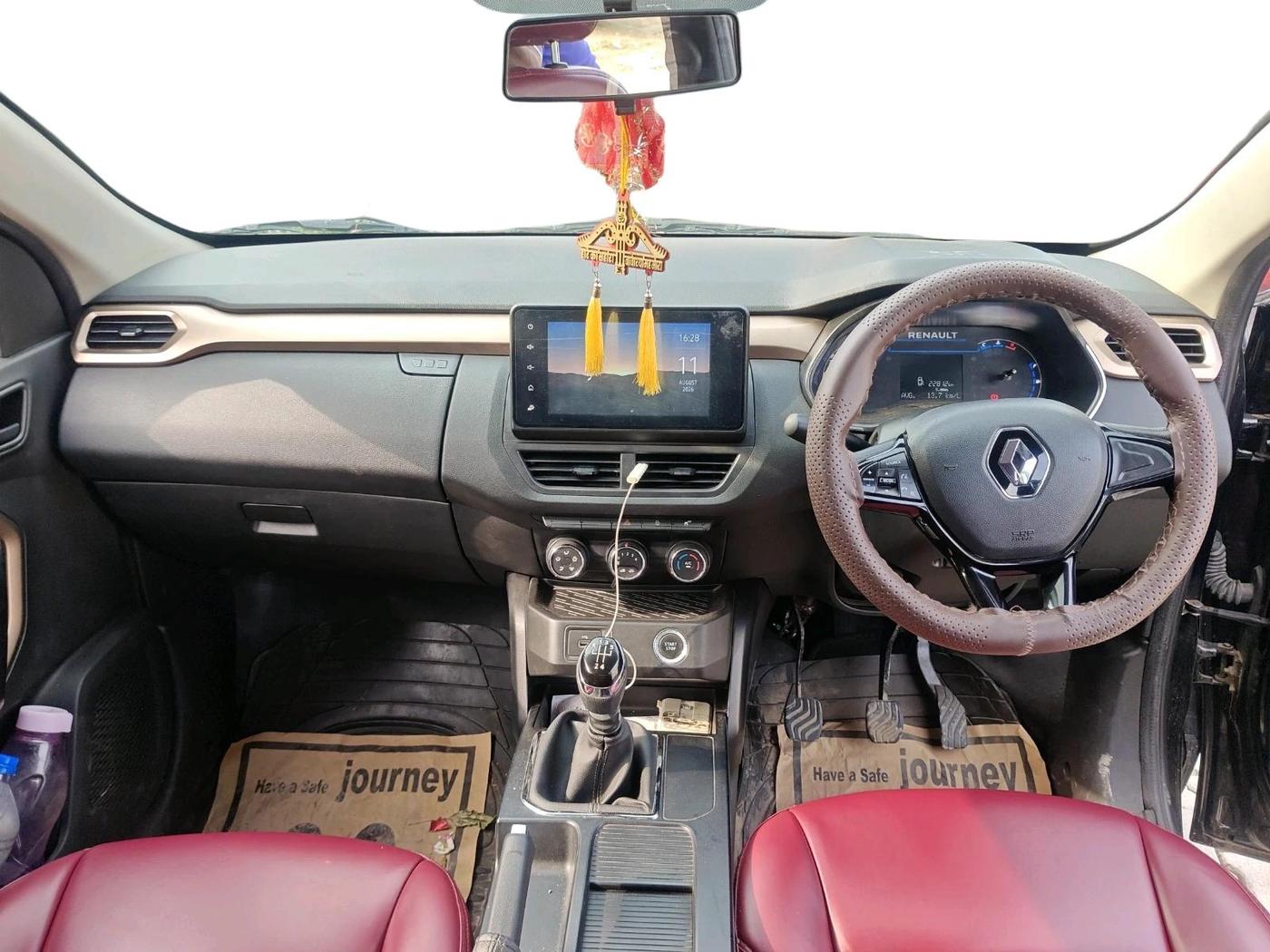 2024 Renault Kiger RXT MT, Petrol, Manual, 22,812 km, interior