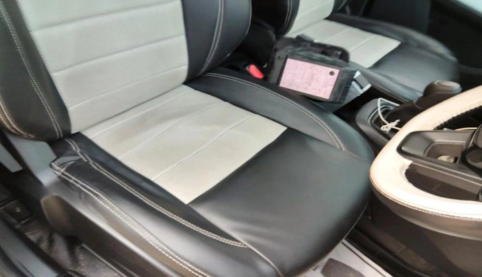 2024 Tata PUNCH PURE MT, Petrol, Manual, 29,780 km, interior