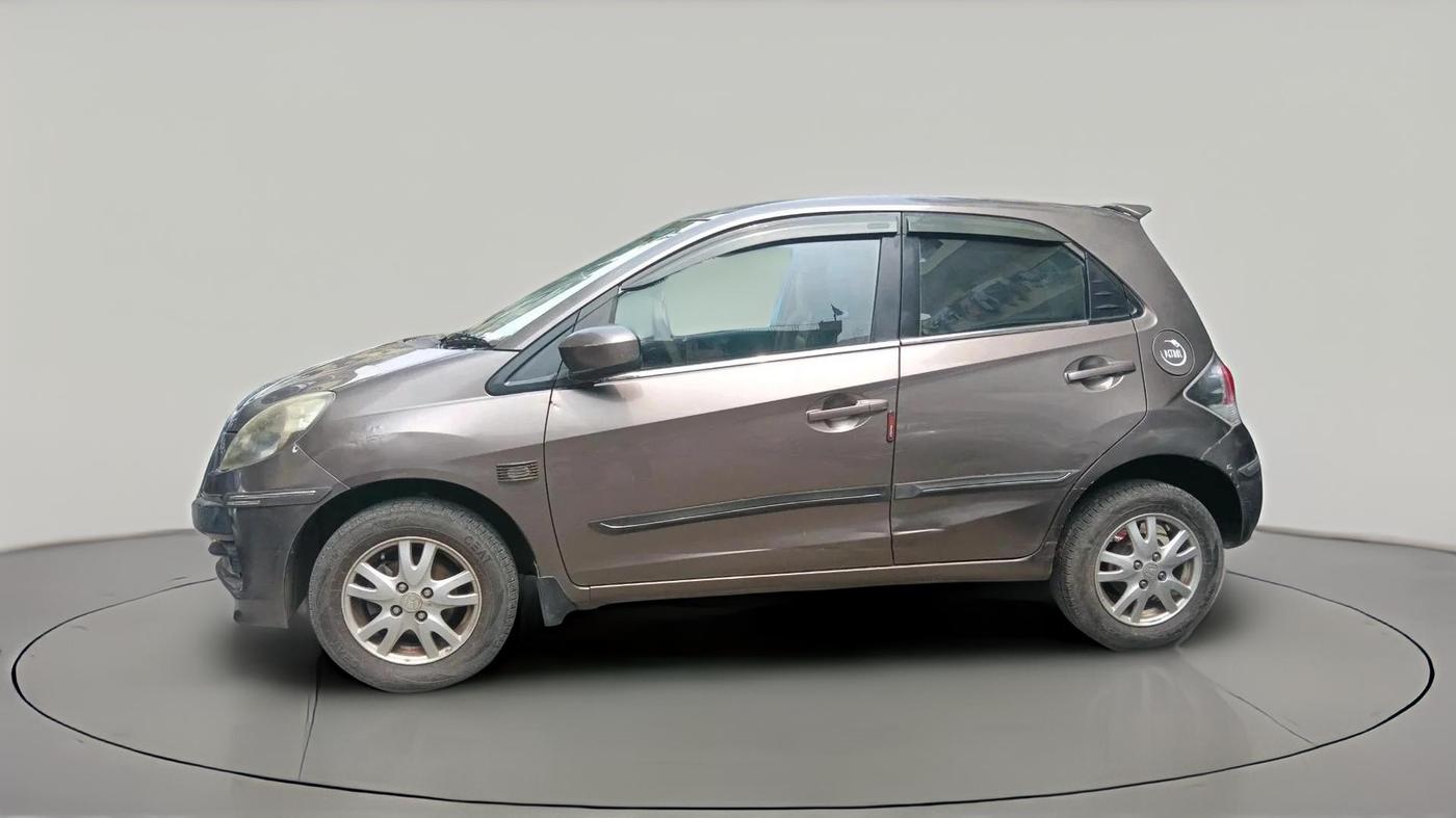 2013 Honda Brio V MT, Petrol, Manual, 60,243 km, exterior