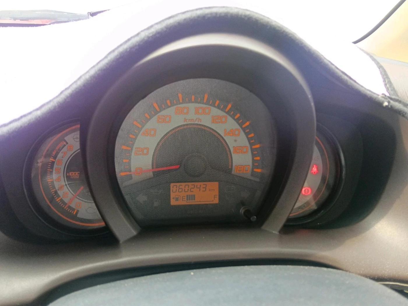 2013 Honda Brio V MT, Petrol, Manual, 60,243 km, interior