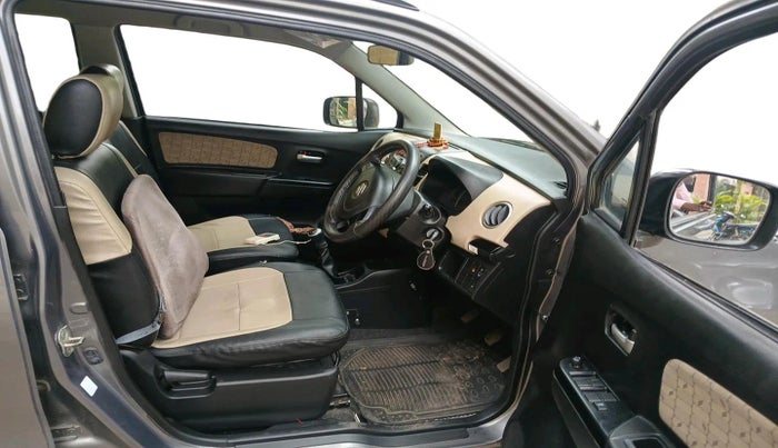 2018 Maruti Wagon R 1.0 VXI, Petrol, Manual, 51,276 km, interior