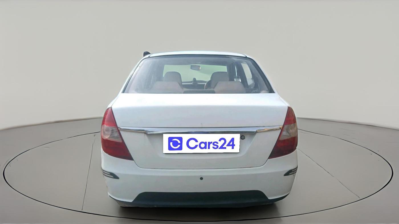 2016 Tata Indigo ECS GLS, CNG, Manual, 1,47,463 km, exterior
