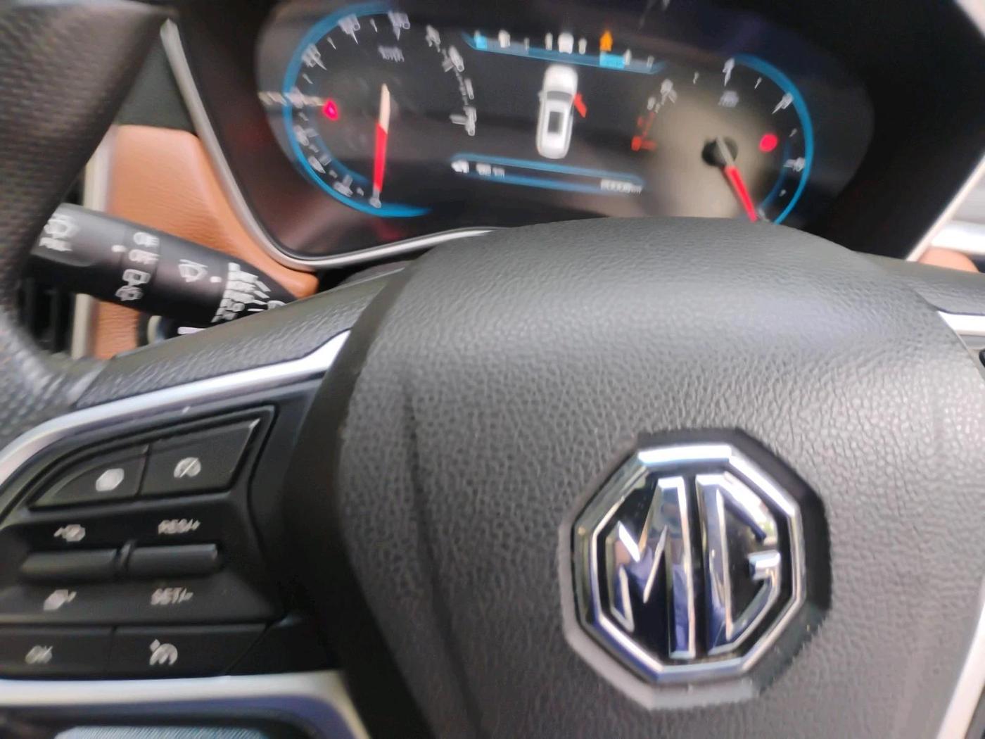 2022 MG HECTOR PLUS SHARP 1.5 PETROL TURBO HYBRID MT 6-STR, Petrol, Manual, 20,008 km, interior