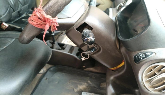 2013 Hyundai Santro Xing GL, CNG, Manual, 1,01,692 km, interior