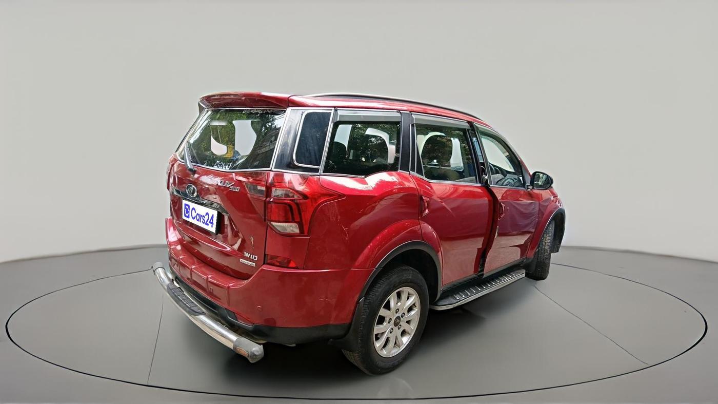 2018 Mahindra XUV500 W9 AT, Diesel, Automatic, 62,480 km, exterior