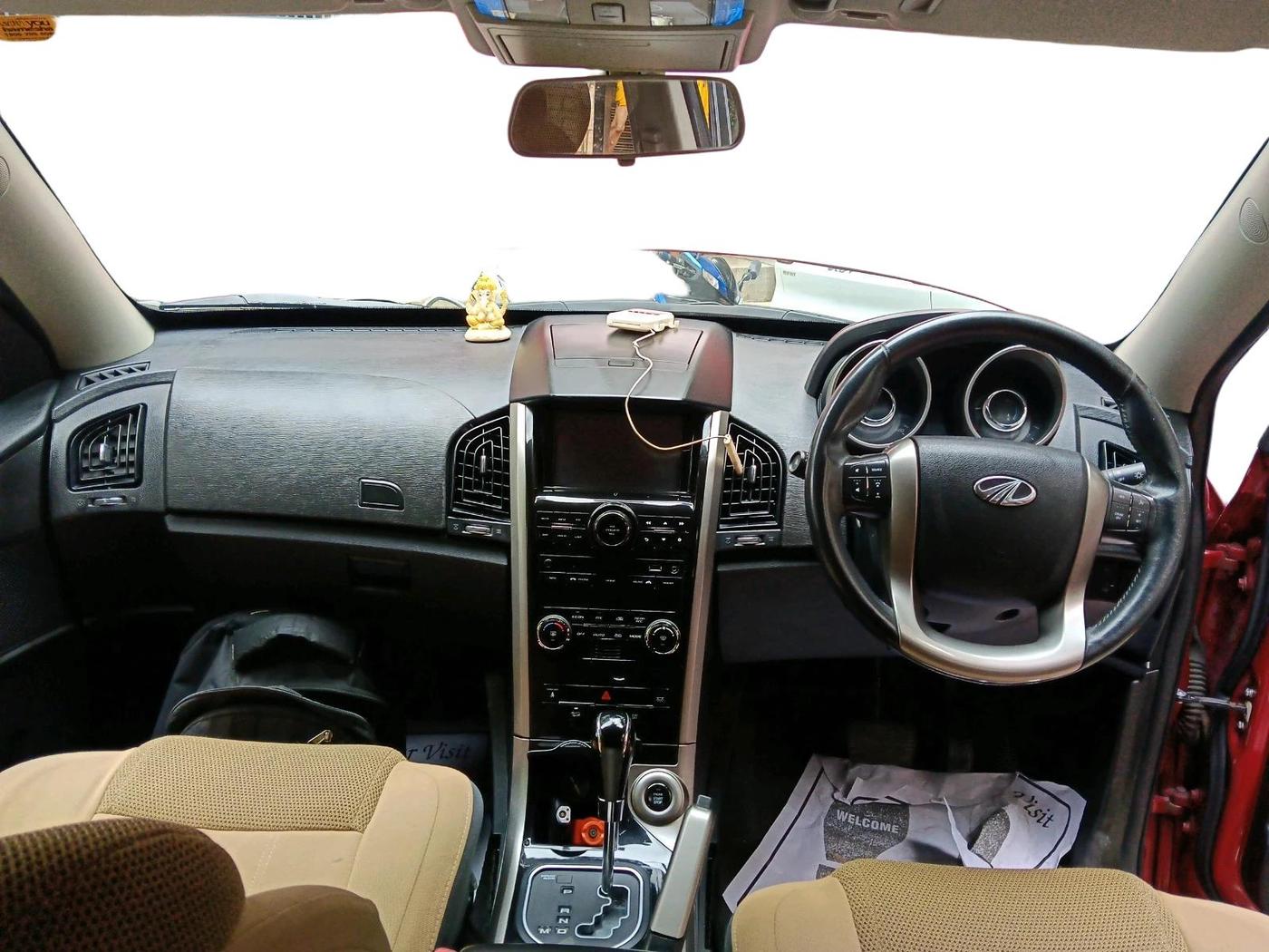 2018 Mahindra XUV500 W9 AT, Diesel, Automatic, 62,480 km, interior