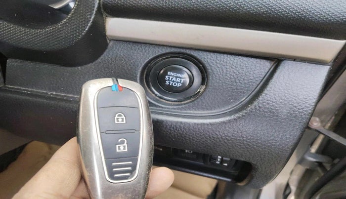 2016 Maruti Swift ZXI, Petrol, Manual, 72,793 km, interior