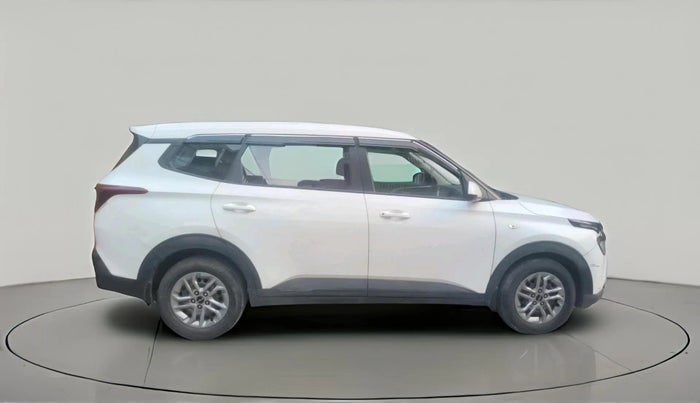 2022 KIA CARENS PREMIUM 1.5 DIESEL 7 STR, Diesel, Manual, 1,21,968 km, exterior