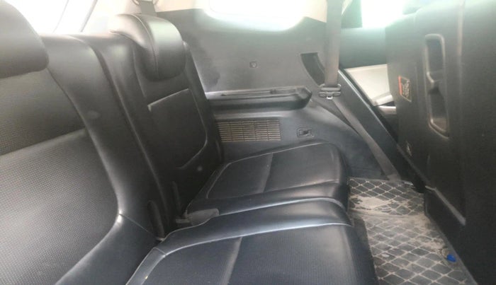 2022 KIA CARENS PREMIUM 1.5 DIESEL 7 STR, Diesel, Manual, 1,21,968 km, interior