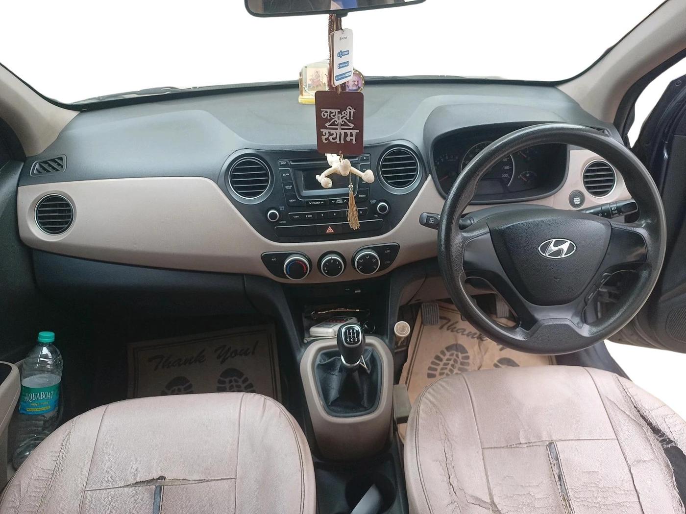 2014 Hyundai Grand i10 SPORTZ 1.2 KAPPA VTVT, CNG, Manual, 1,55,445 km, interior