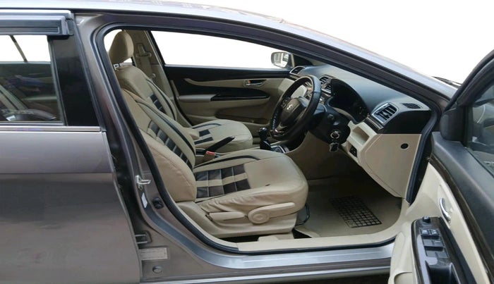 2017 Maruti Ciaz VDI+ SHVS, Diesel, Manual, 65,311 km, interior