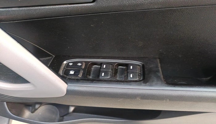 2019 Hyundai Creta E PLUS 1.6 PETROL, Petrol, Manual, 67,979 km, interior