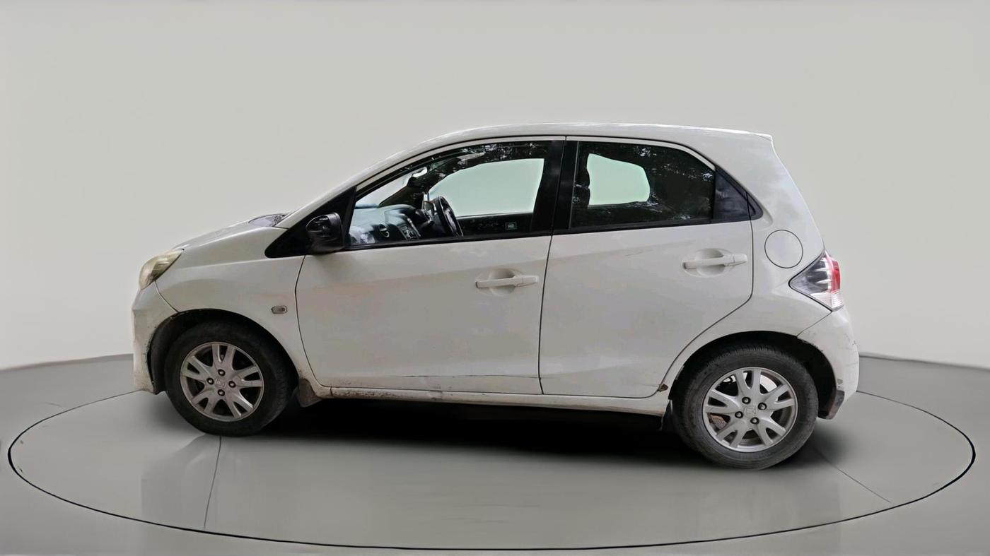 2014 Honda Brio VX AT, Petrol, Automatic, 71,045 km, exterior