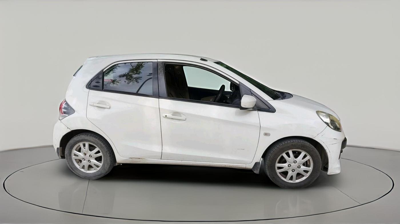 2014 Honda Brio VX AT, Petrol, Automatic, 71,045 km, exterior