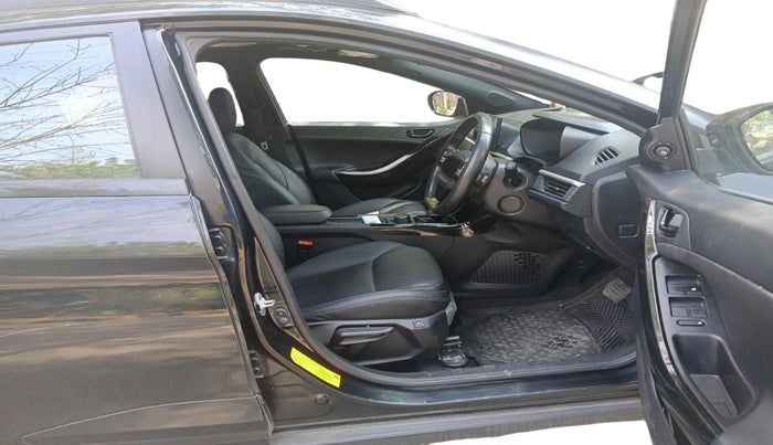 2024 Tata NEXON Fearless Plus S 1.2 Revotron 7DCA Dark Edition, Petrol, Automatic, 34,766 km, interior