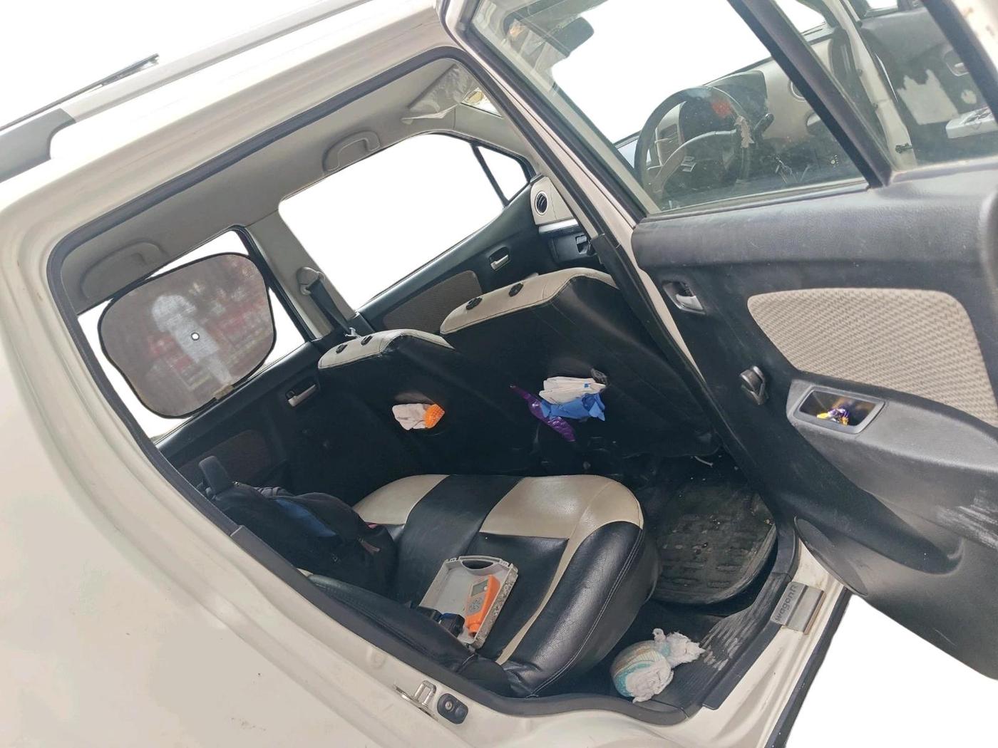2016 Maruti Wagon R 1.0 LXI CNG, CNG, Manual, 1,06,801 km, interior