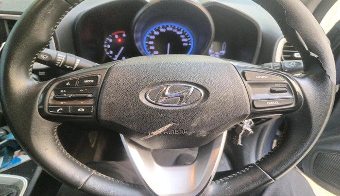 2019 Hyundai VENUE SX 1.4 CRDI, Diesel, Manual, 73,291 km, interior