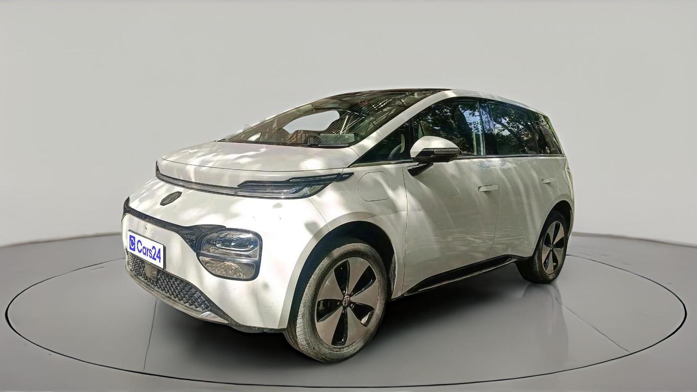 2025 MG Windsor EV Essence, Electric, Automatic, 23,402 km, exterior