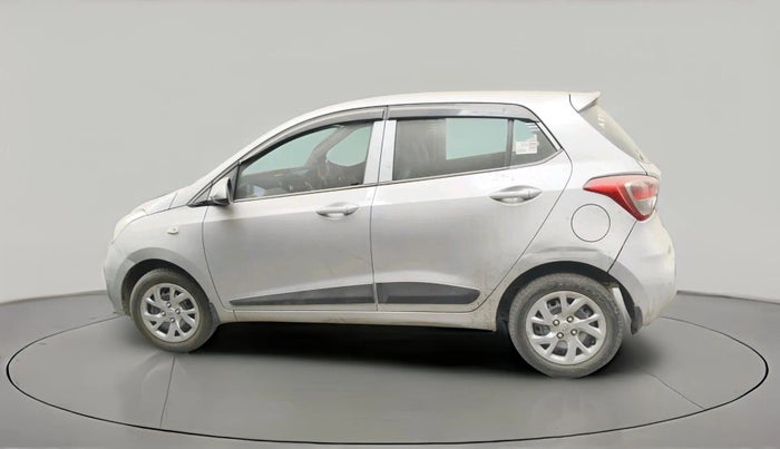 2017 Hyundai Grand i10 SPORTZ 1.2 KAPPA VTVT, Petrol, Manual, 30,820 km, exterior