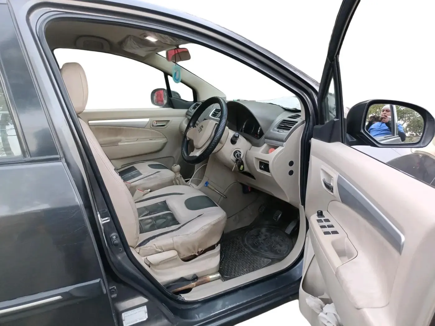 2015 Maruti Ertiga VXI, CNG, Manual, 15,40,000 km, interior