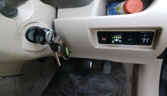2015 Maruti Ertiga VXI, CNG, Manual, 1,50,890 km, interior
